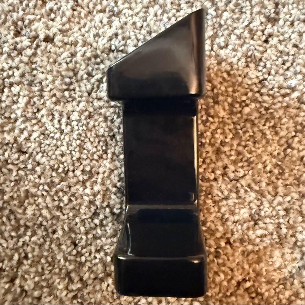 Used- Apple Watch Charging Stand
(Watch and Cable Not Included) - Picture 5 of 9
